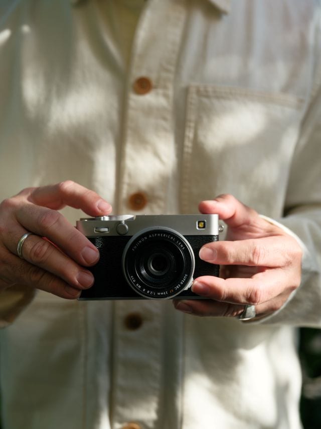 fujifilm x-e5 camera available in the philippines